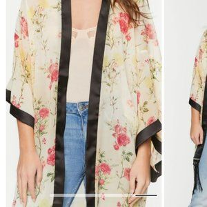 NWT Soft Yellow Chiffon Floral Kimono Duster with Black Fringe Sz M